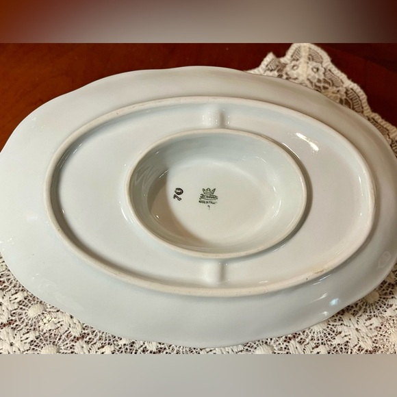 Vintage Rose Gravy Boat w Attached Underplate-Made in Poland FAVOLINA-KAROLINA - Picture 6 of 10